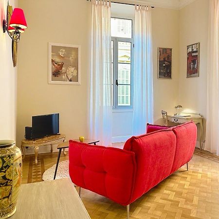 Elegant Old Nice Escape Bagian luar foto