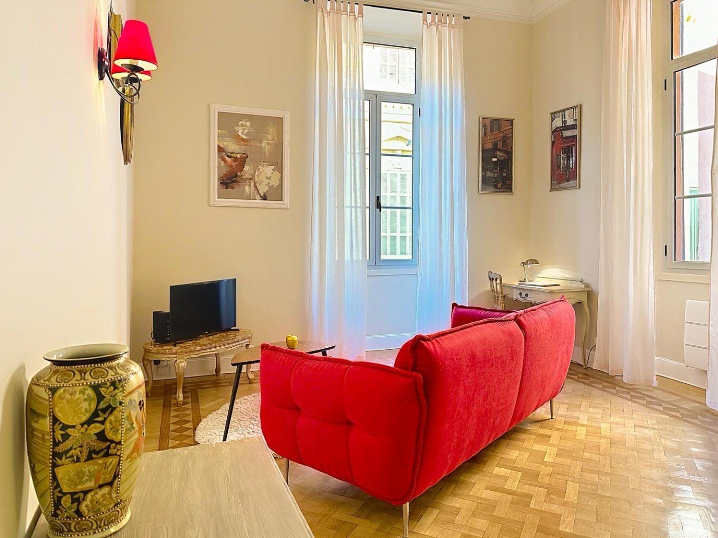 Elegant Old Nice Escape Bagian luar foto